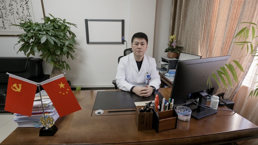 王飞纪检书记